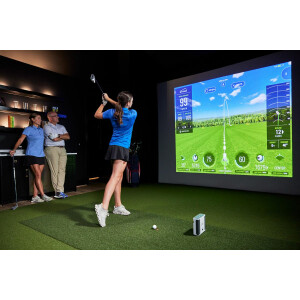 SkyTrakPlus - Golf Launch Monitor