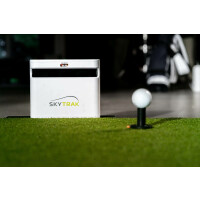 SkyTrakPlus - Golf Launch Monitor